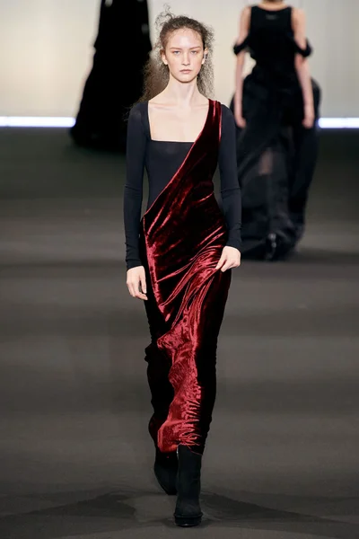 Look 34